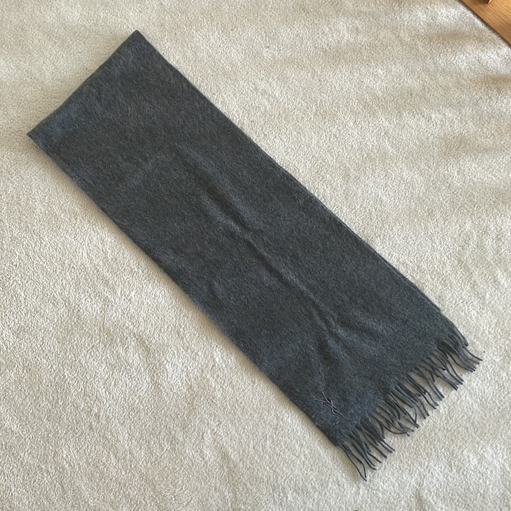 YSL 100% wool Gray scarf - Picture 10 of 11